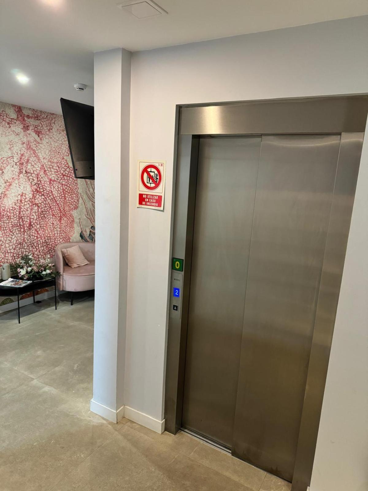 Estrella De Mar - Boutique Aparthotel Benidorm Luaran gambar